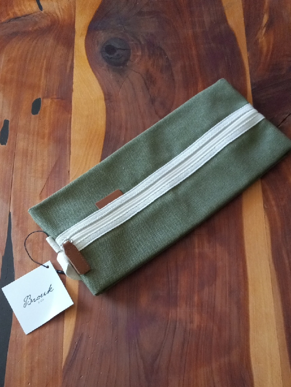 Brouk & Co. Stay Clean Green Canvas Toiletry Bag New